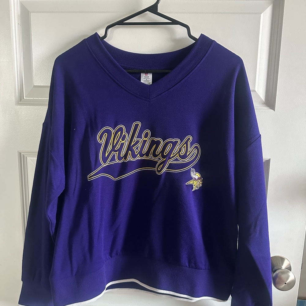 Women's Purple Vikings V-Neck Sweatshirt with Gold Script